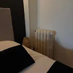Du Pot D'etain Chalons-en-Champagne