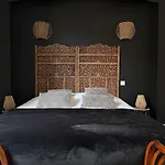 Du Pot D'etain Hotel
