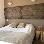 מלון Du Pot D'etain Châlons-en-Champagne