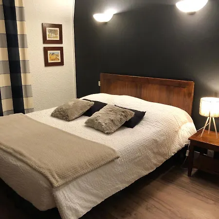 Du Pot D'etain Hotel Châlons-en-Champagne