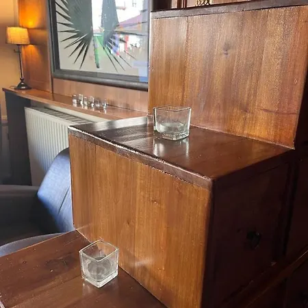 Du Pot D'etain Hotel