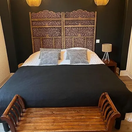 Hotel Du Pot D'etain 3*