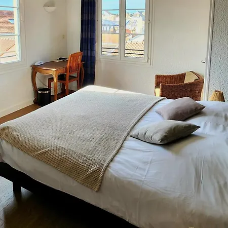 Hotel Du Pot D'etain 3*