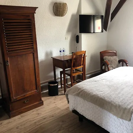 Hotel Du Pot D'etain