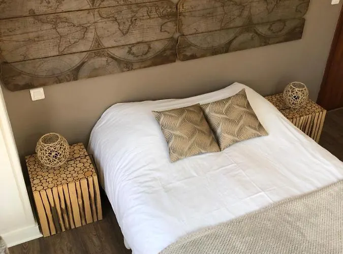 Du Pot D'etain Hotel 3*