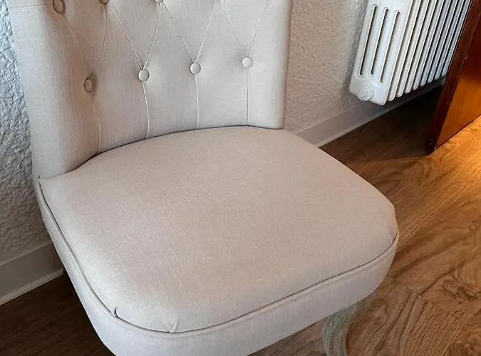 Du Pot D'etain Hotel