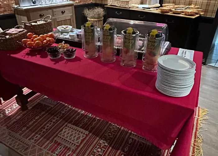 Du Pot D'etain Hotel Châlons-en-Champagne