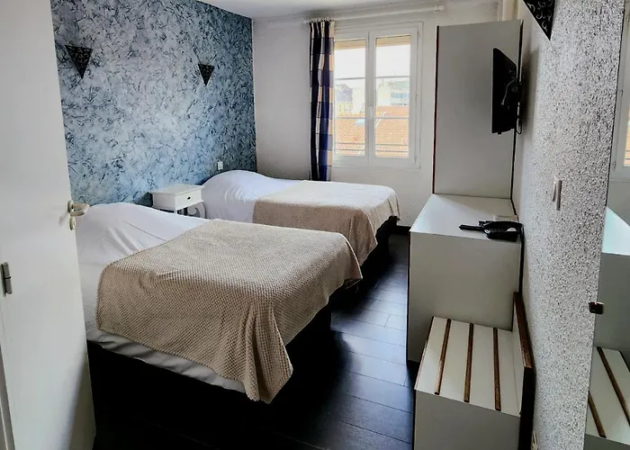 Hotel Du Pot D'etain 3*