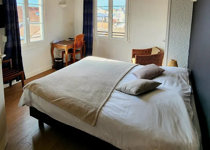 Hotel Du Pot D'etain 3*