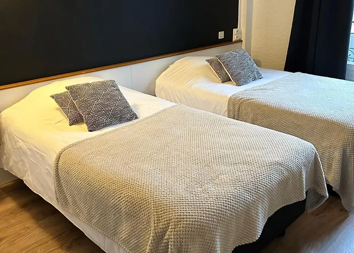 Du Pot D'etain Hotel Châlons-en-Champagne