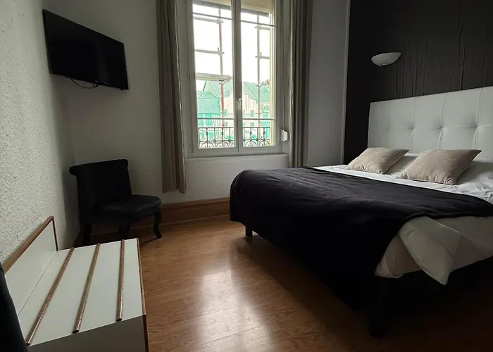 Du Pot D'etain Hotel Châlons-en-Champagne