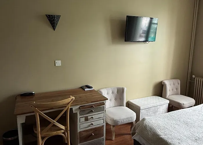 Du Pot D'etain Hotel Châlons-en-Champagne