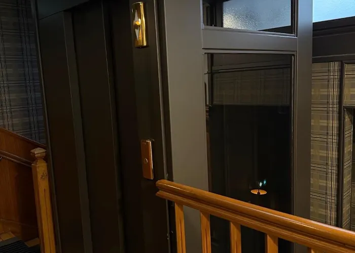 Hotel Du Pot D'etain 3*